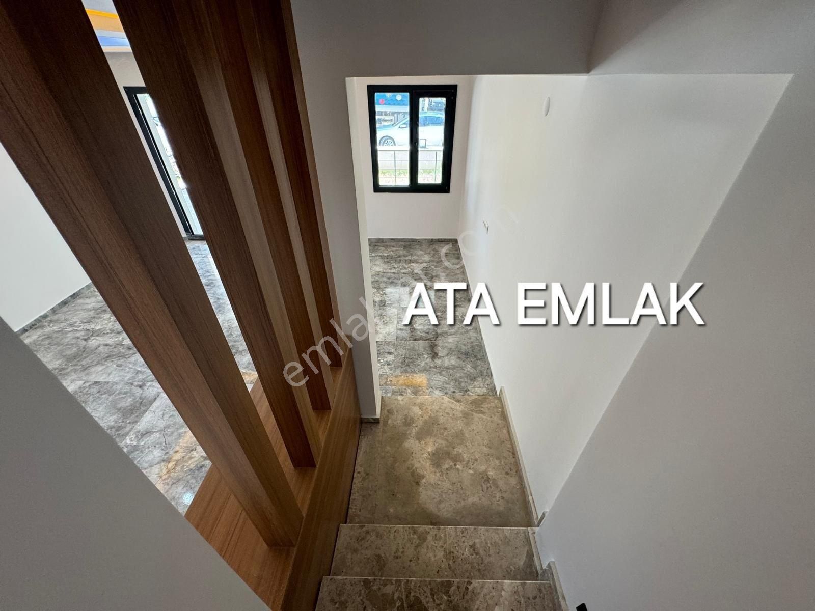 Kuşadasında Plaja 250 Mt. Ful Yapılı 4+1 Villa - Görsel 23