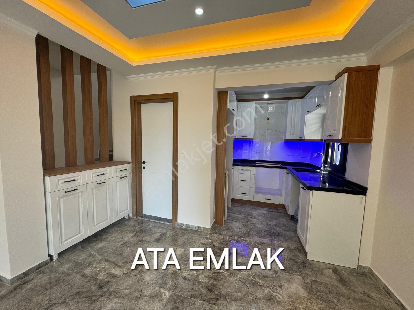 Kuşadasında Plaja 250 Mt. Ful Yapılı 4+1 Villa - Görsel 11