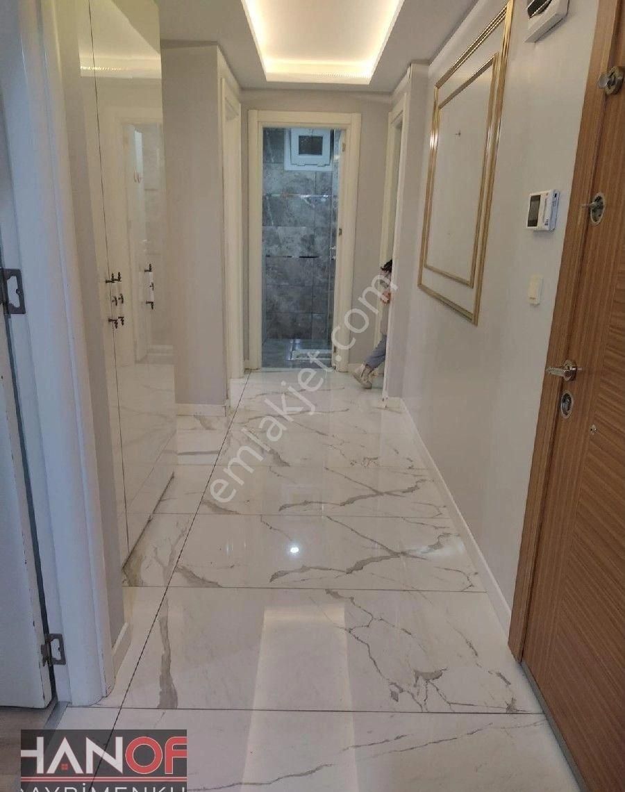 Beylikdüzü Kavaklı 2+1 Giriş Kat Kelepır Daıre