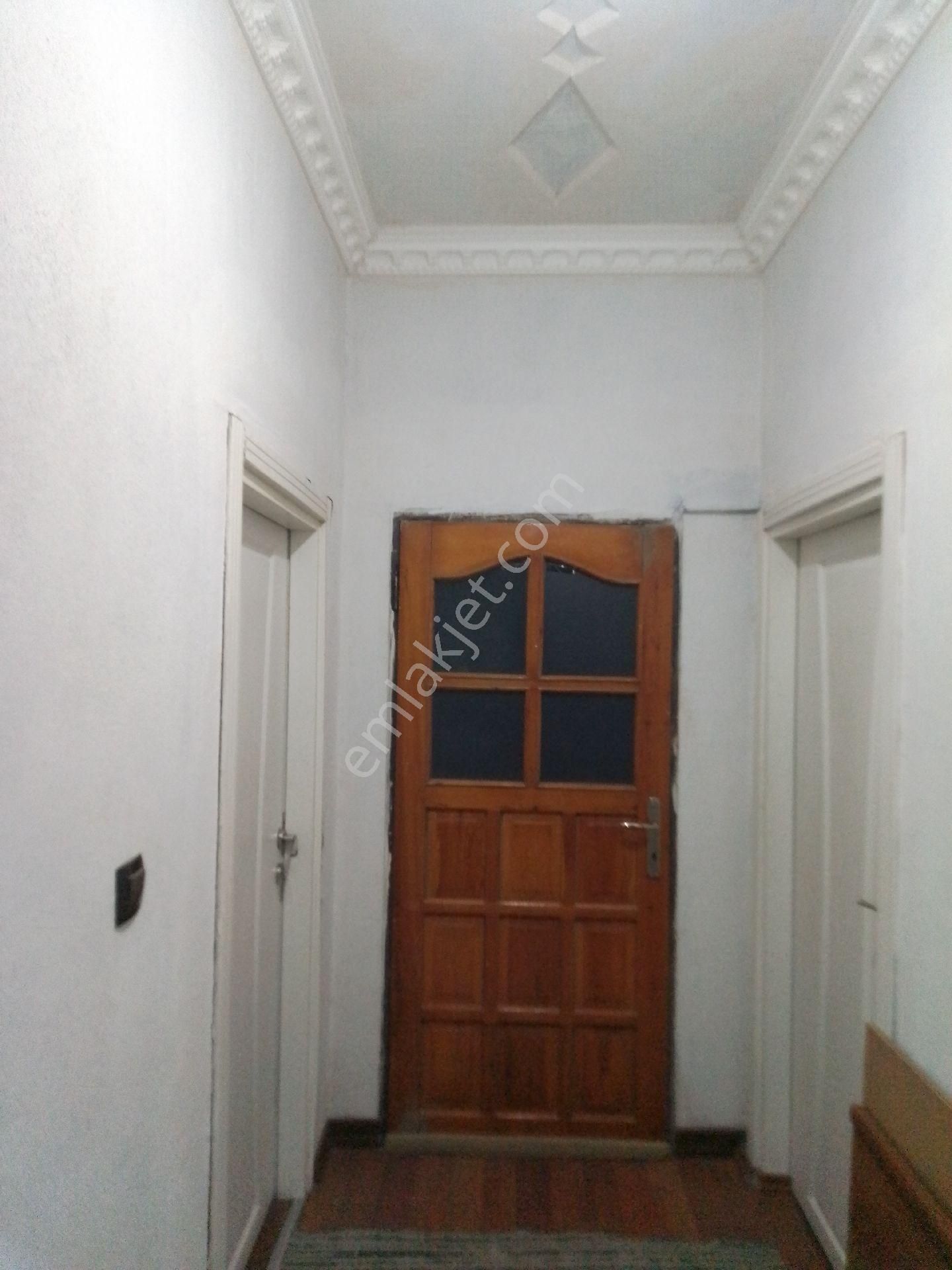 Satılık Bahçeli Ve 2500 M2 Arsasıyla - Görsel 10