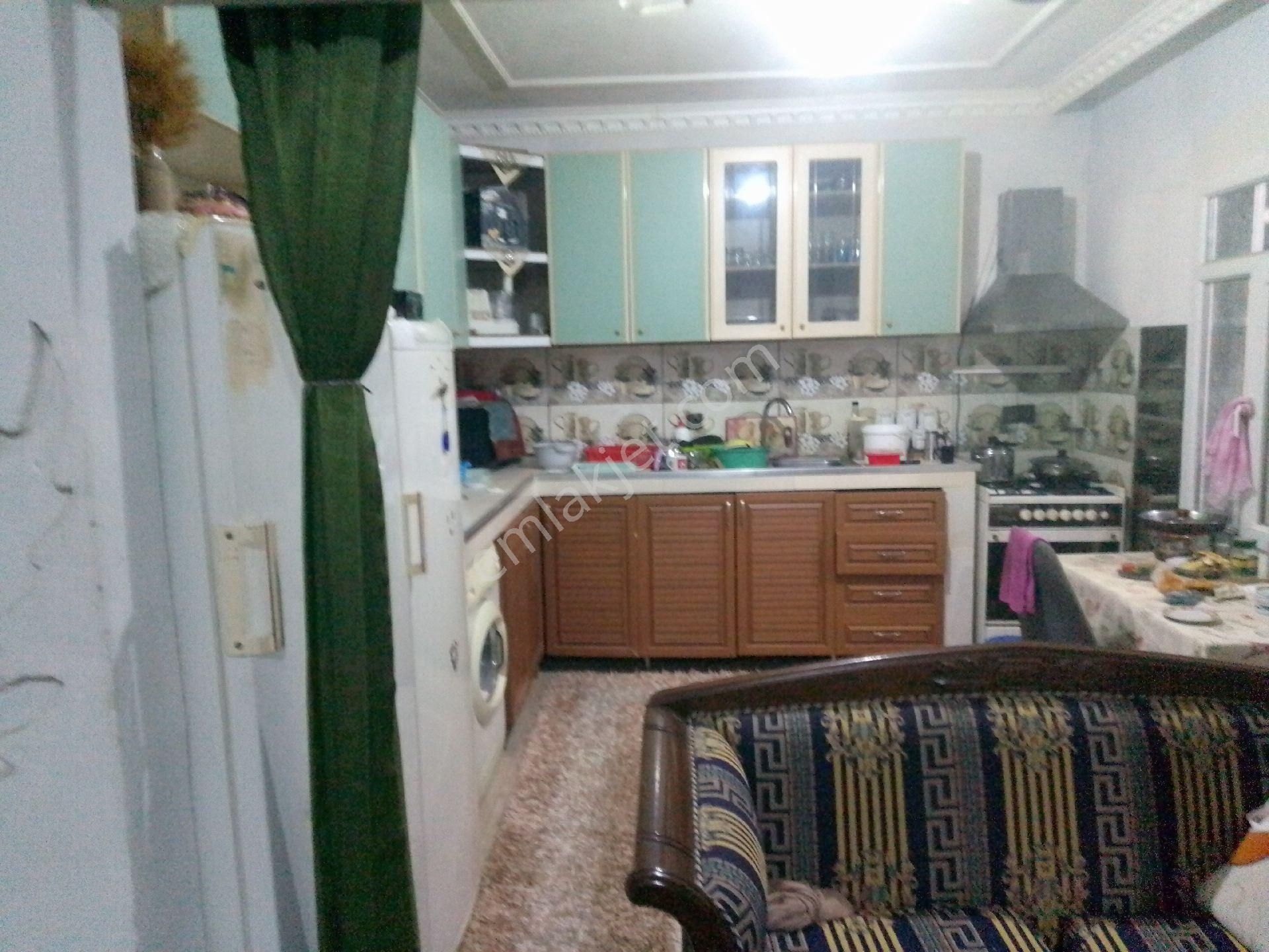 Satılık Bahçeli Ve 2500 M2 Arsasıyla - Görsel 3