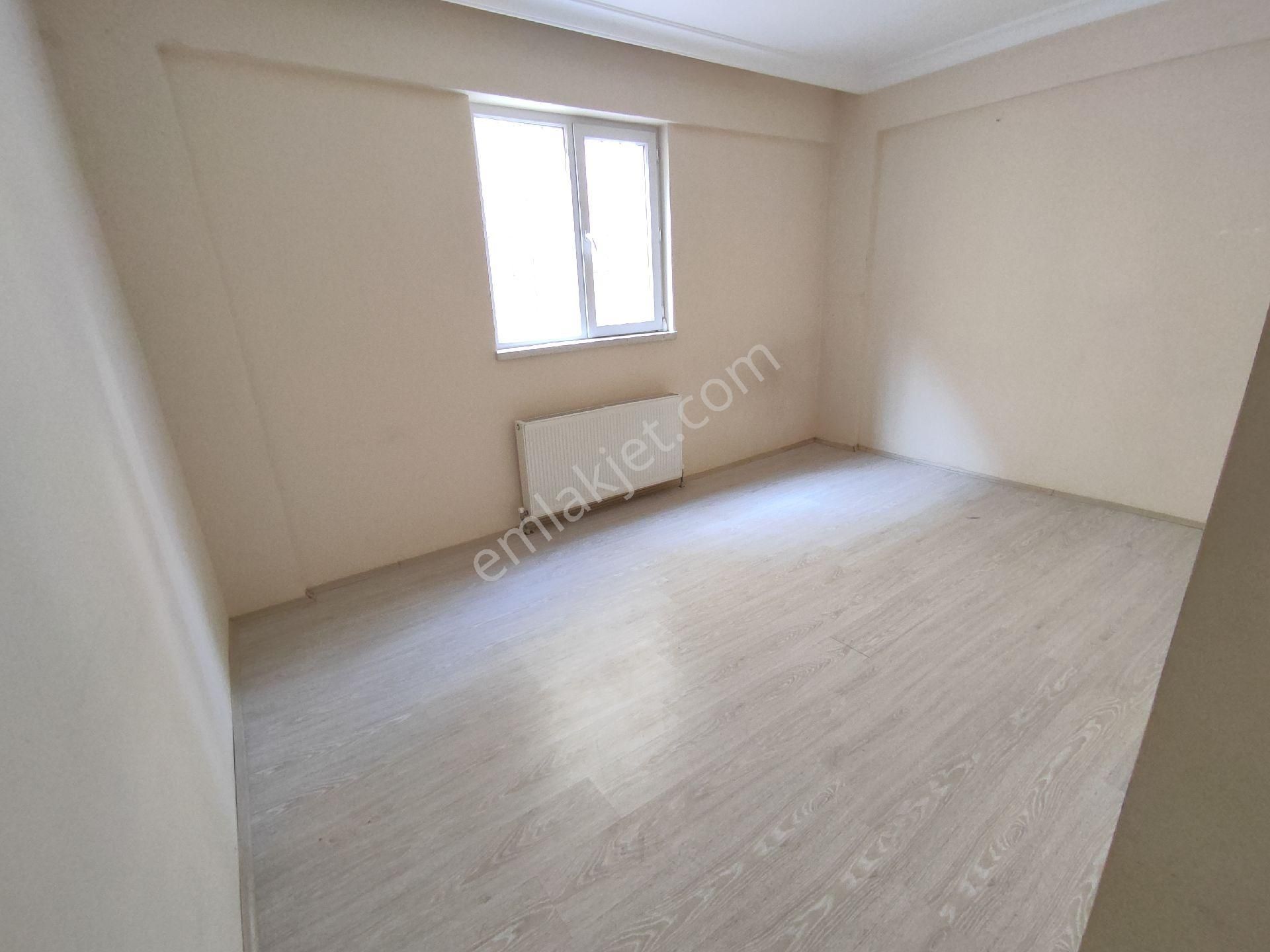 Beşikkaya Mahallesi 1+1 Giriş Kat Altınköy Parkı Yakını Asansörlü - Görsel 18