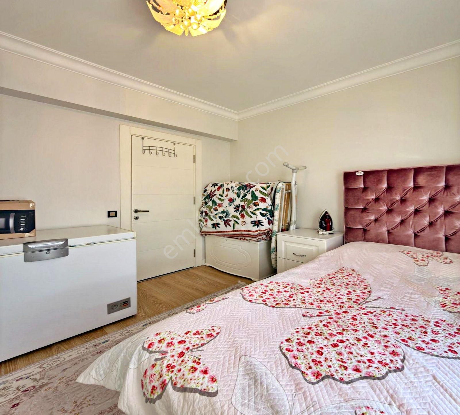 Beylikdüzünde Site İçi Full Yapılı Acil Satılık 3+1 175m² Daire - Görsel 27