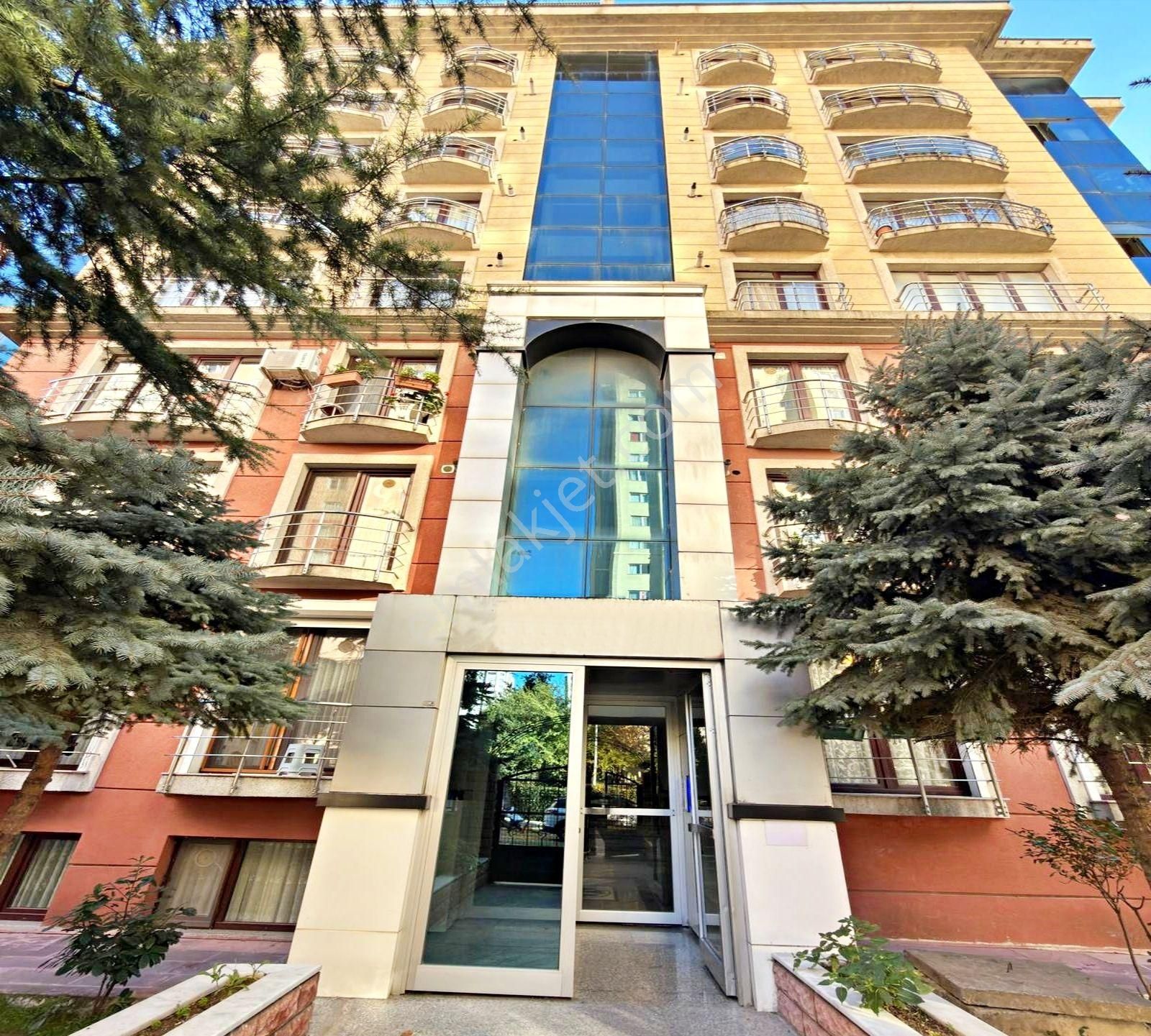 Beylikdüzünde Site İçi Full Yapılı Acil Satılık 3+1 175m² Daire - Görsel 31