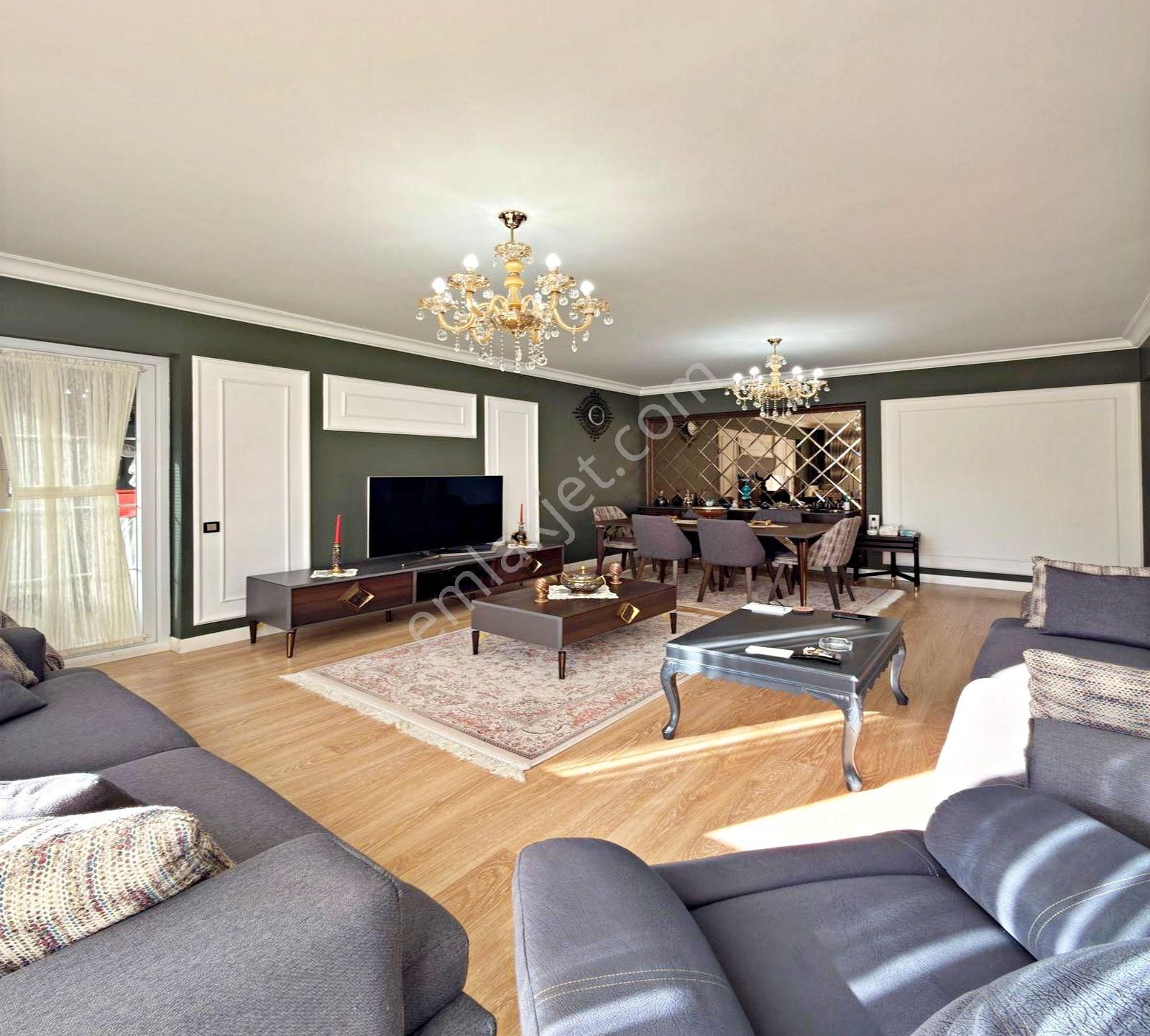 Beylikdüzünde Site İçi Full Yapılı Acil Satılık 3+1 175m² Daire - Görsel 12