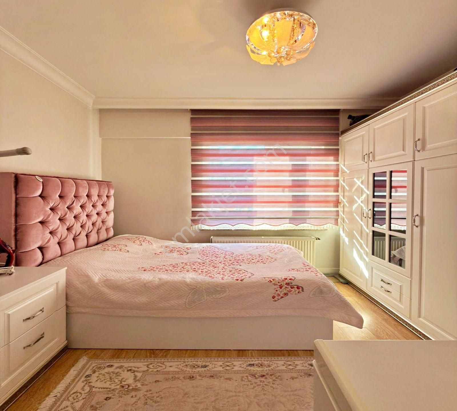 Beylikdüzünde Site İçi Full Yapılı Acil Satılık 3+1 175m² Daire - Görsel 26