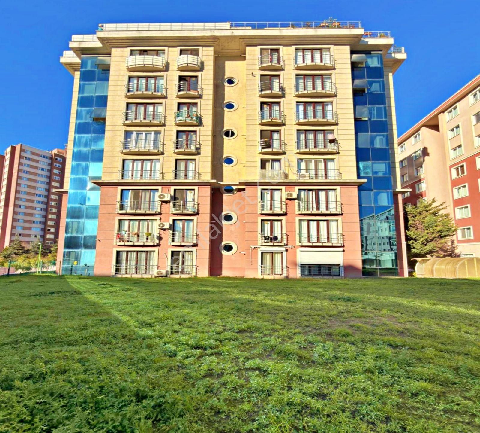 Beylikdüzünde Site İçi Full Yapılı Acil Satılık 3+1 175m² Daire - Görsel 32