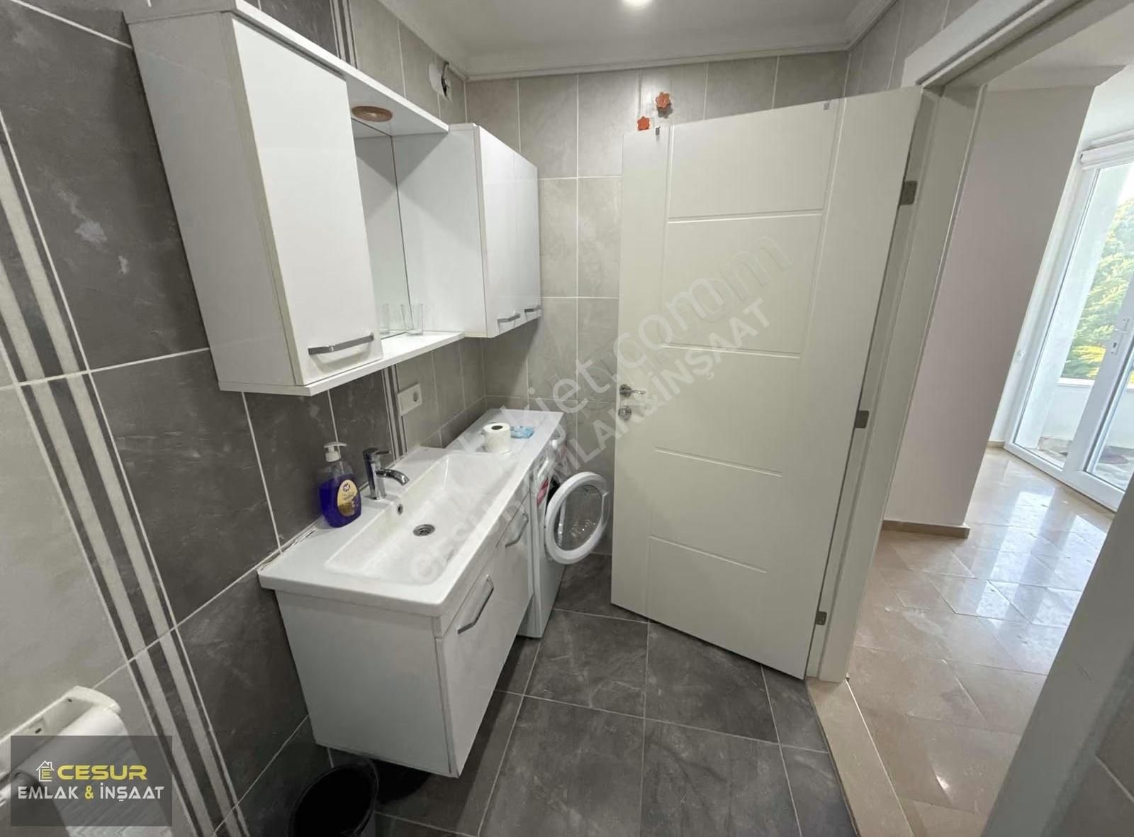 İzmir Dikili Palmiye Sitesinde Lüks Müstakil Villa - Görsel 17