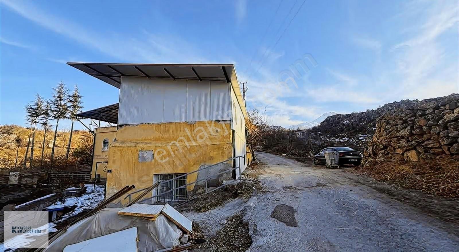 Emlak Ofisimden Hacılar Yukarı Mah. 2 Katlı Tek Tapu Evli Bağ - Görsel 23