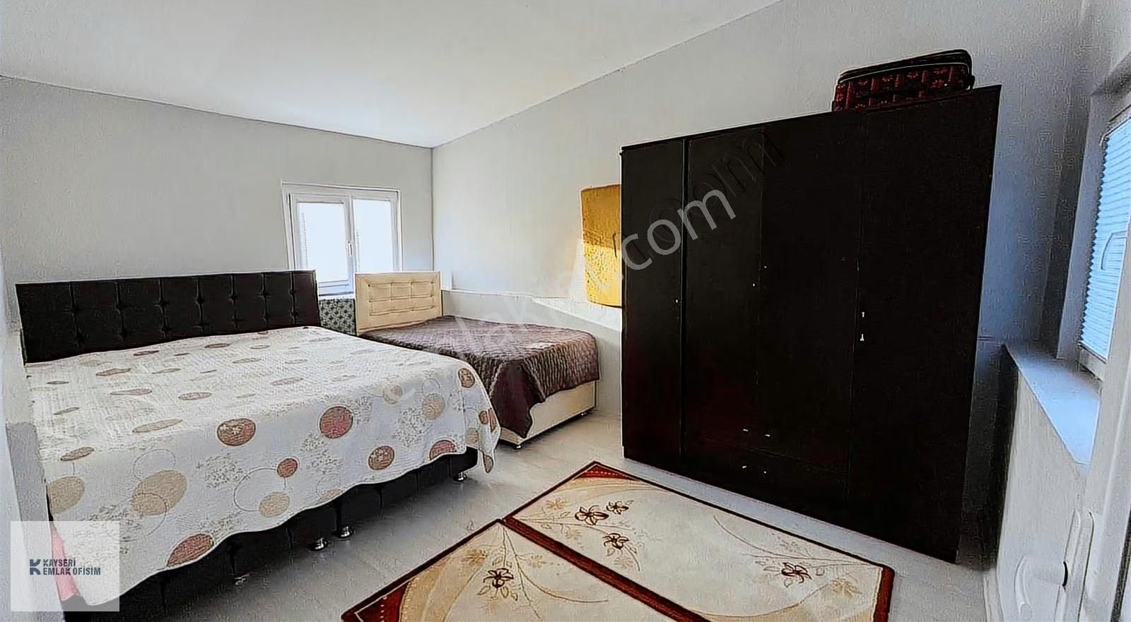 Emlak Ofisimden Hacılar Yukarı Mah. 2 Katlı Tek Tapu Evli Bağ - Görsel 3