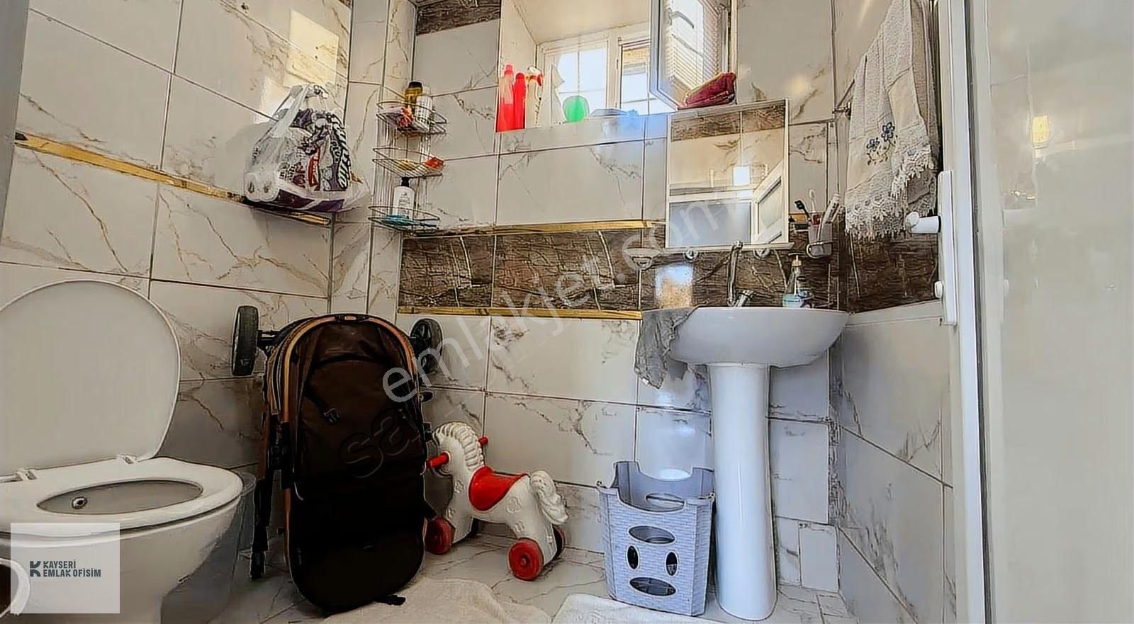 Emlak Ofisimden Hacılar Yukarı Mah. 2 Katlı Tek Tapu Evli Bağ - Görsel 5