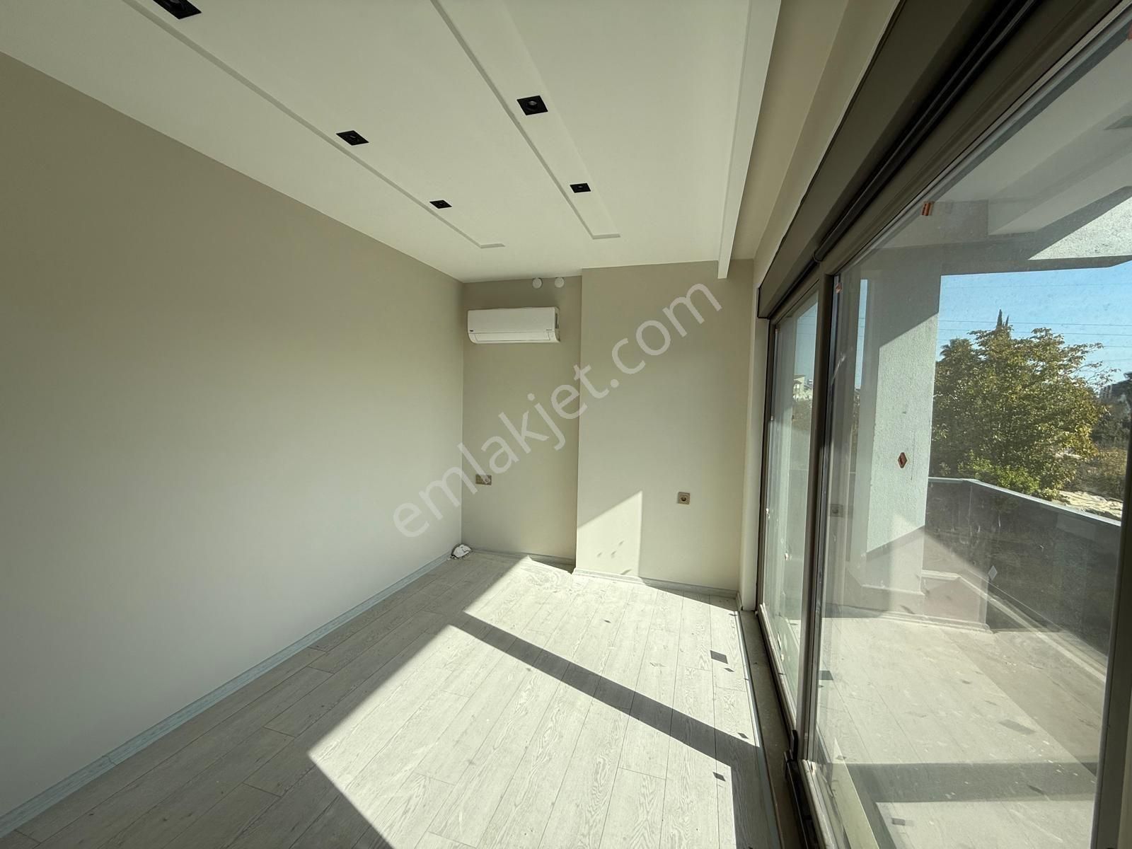 Düzlerçamında Doğanın İçinde Modern Lux 5+1 Yerden Isıtmalı - Görsel 17