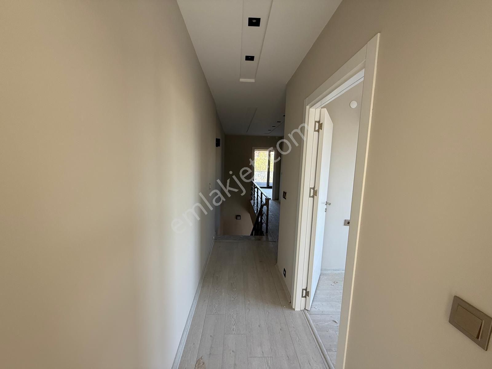 Düzlerçamında Doğanın İçinde Modern Lux 5+1 Yerden Isıtmalı - Görsel 13