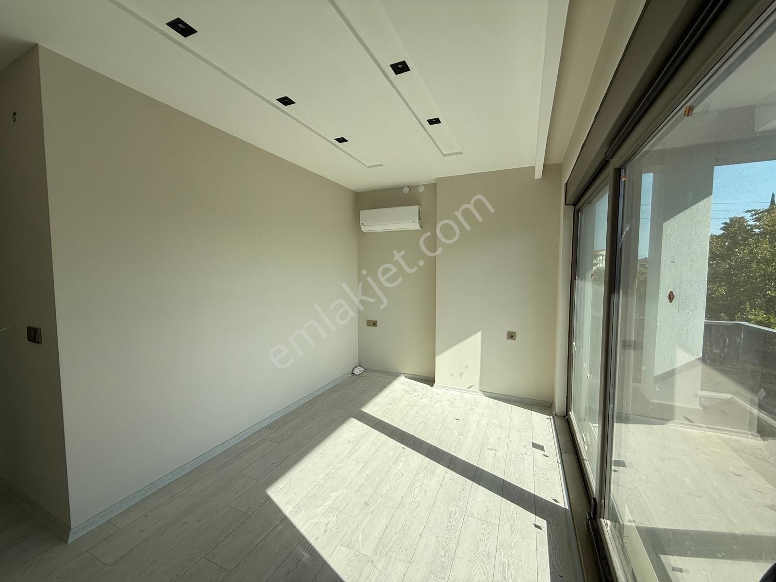 Düzlerçamında Doğanın İçinde Modern Lux 5+1 Yerden Isıtmalı - Görsel 15