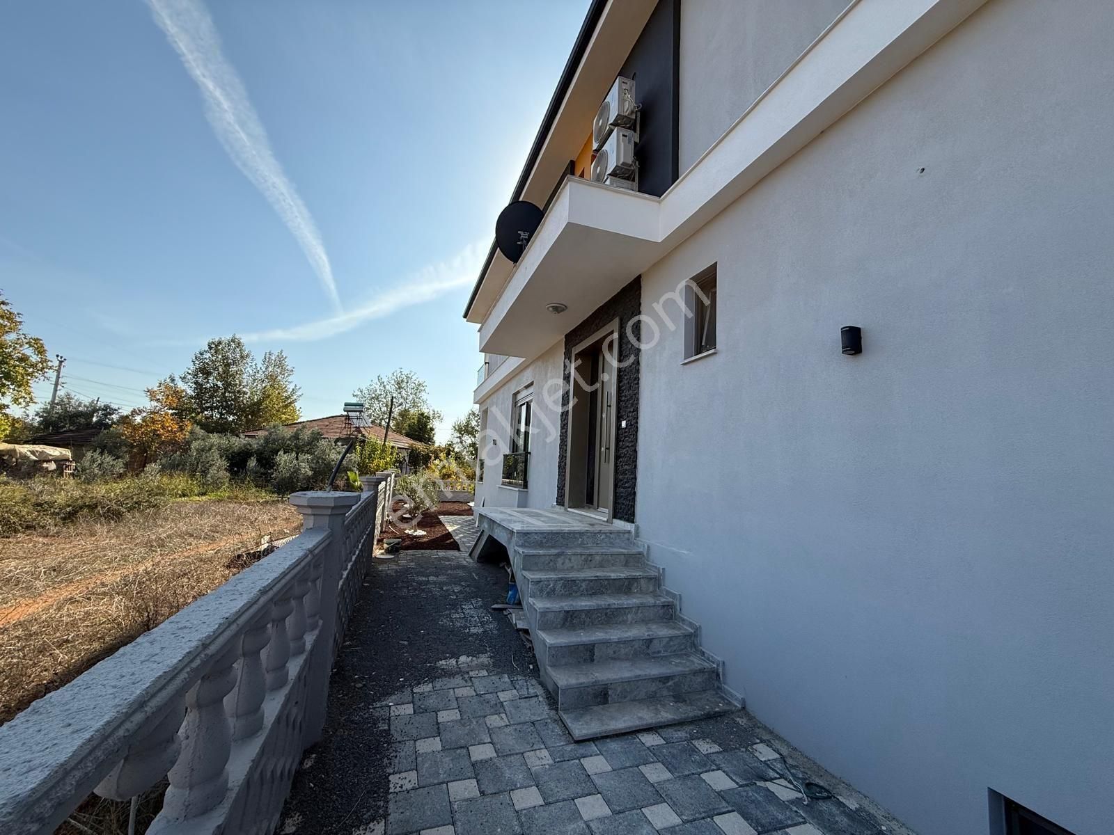 Düzlerçamında Doğanın İçinde Modern Lux 5+1 Yerden Isıtmalı - Görsel 7