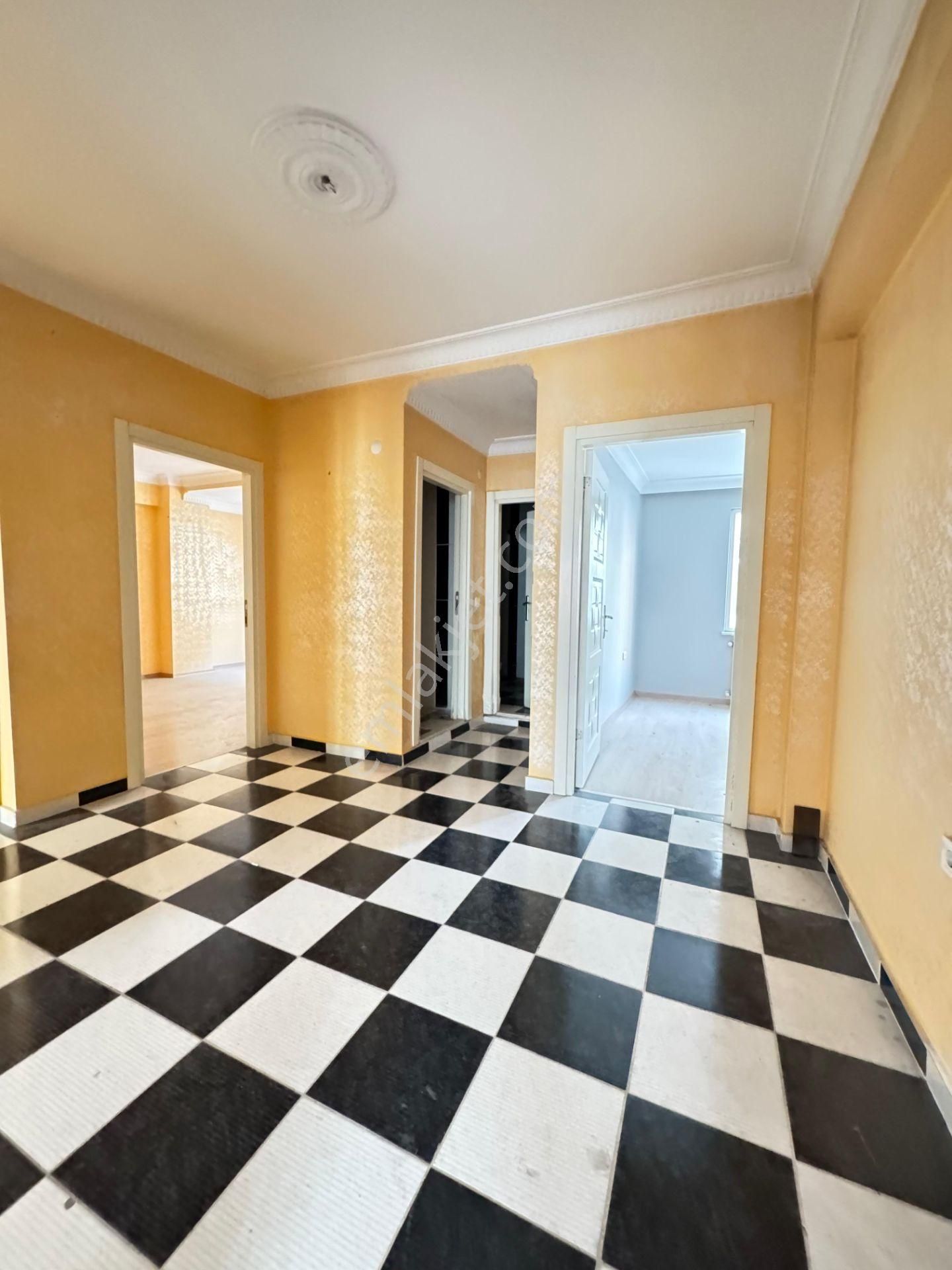 Esenyurt Bağlarçeşme Merkezi Konumda Acil Fiyatlı Satılık 3+1 Geniş Daire - Görsel 6