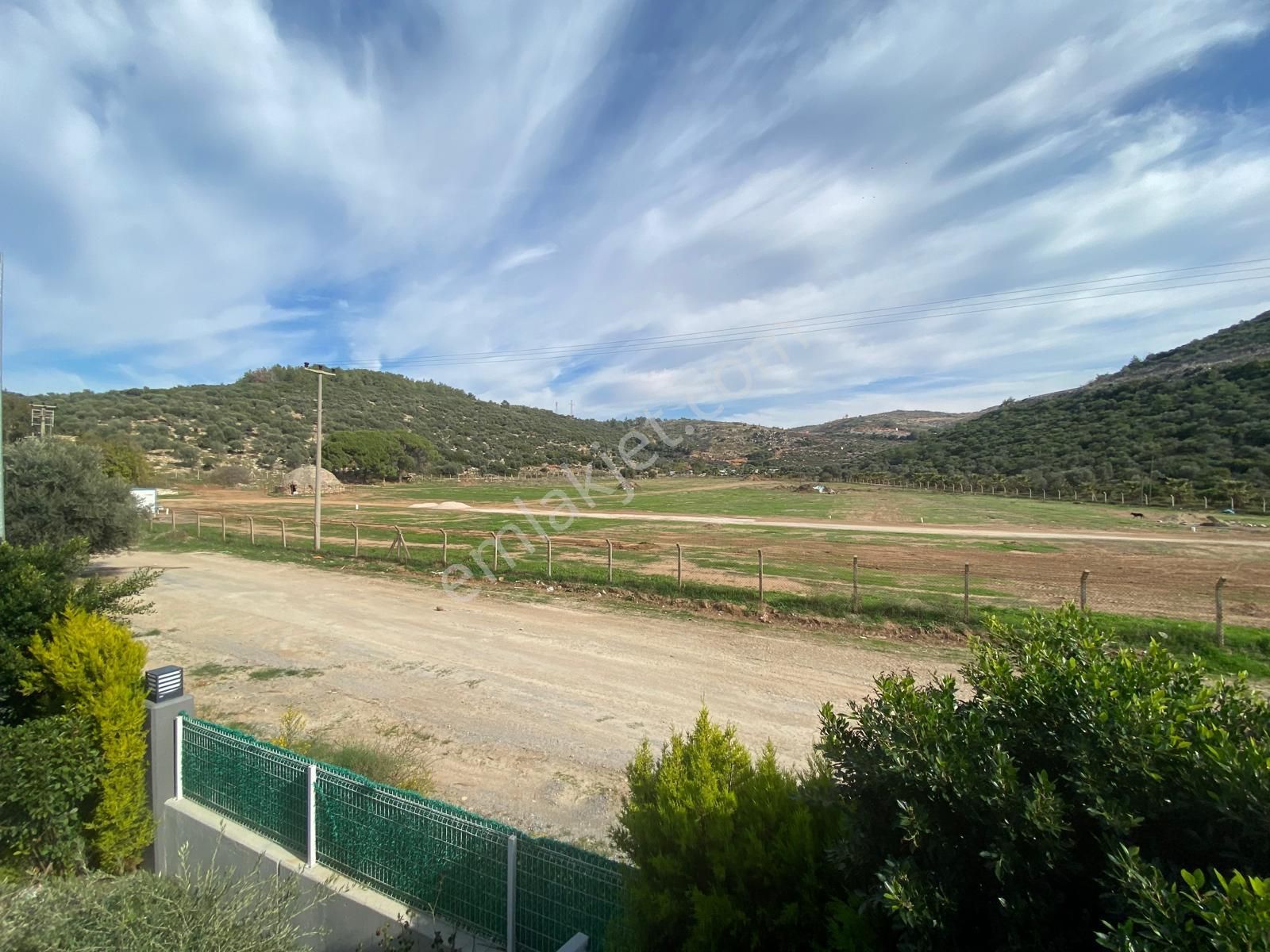 Havuzlu Ve Güvenlikli Sitede 4+1 Tek Müstakil Villa - Görsel 7