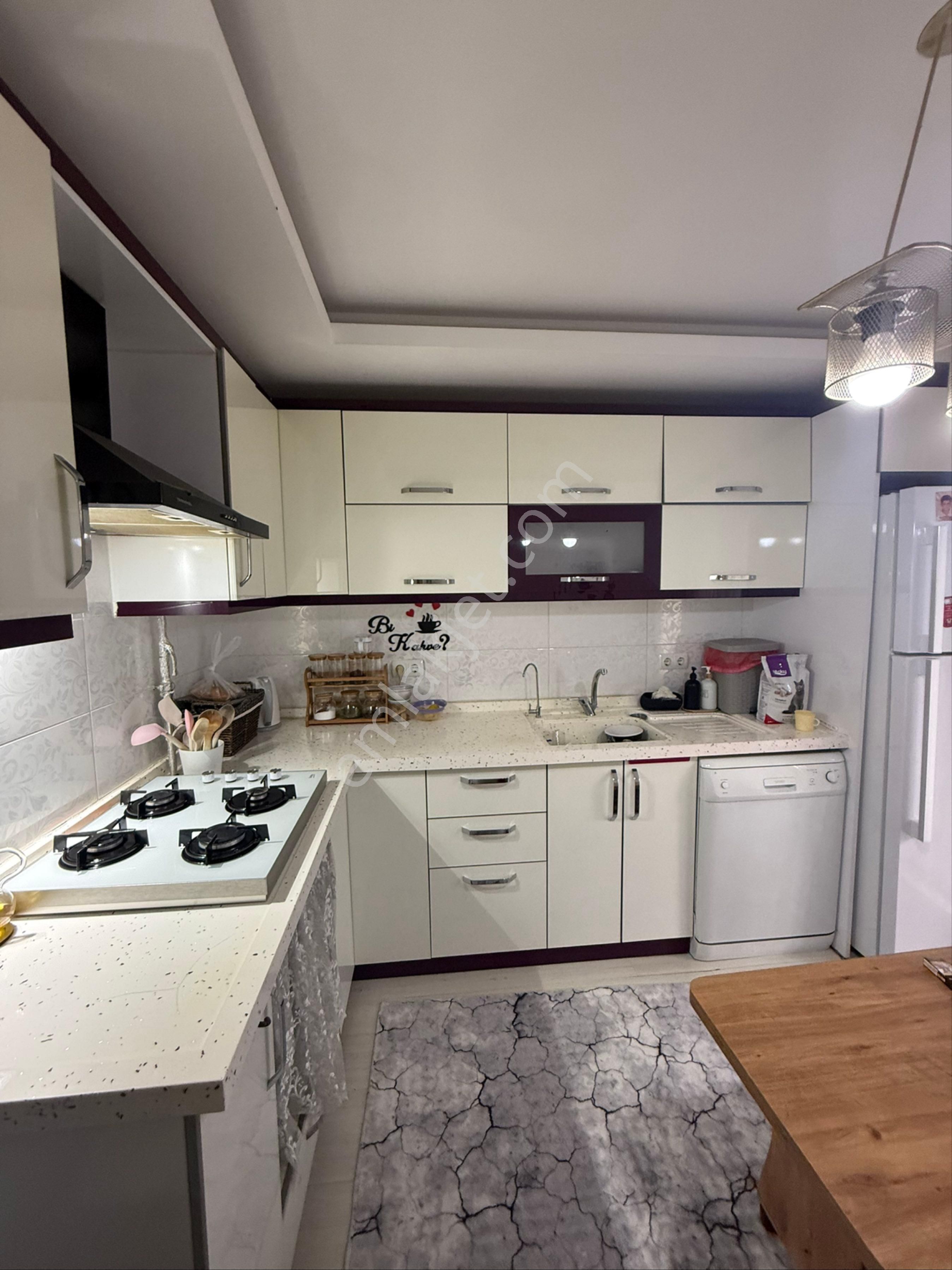 Devlet Hastanesi Yanında Satılık 3+1 - Görsel 23