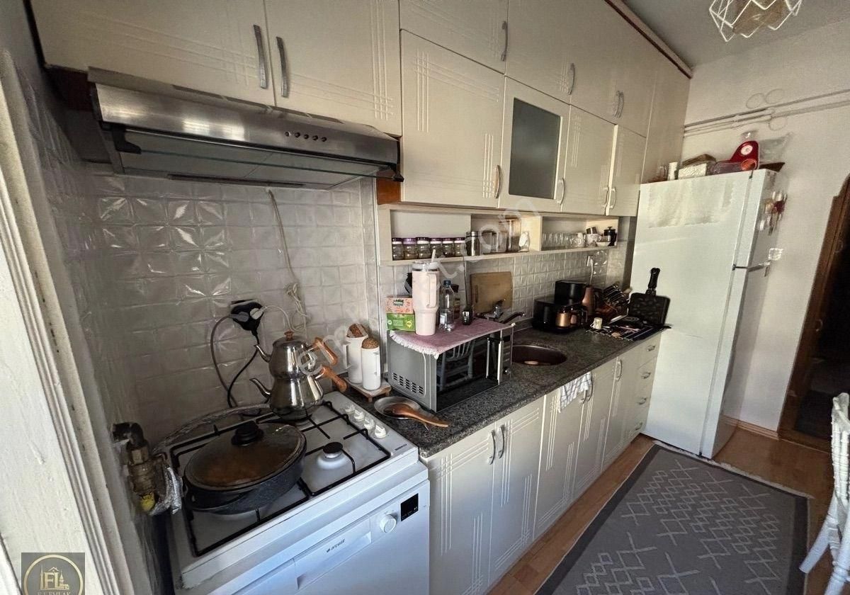 F-l Emlaktan Bulgurlu Sitede 3+1 4.kat Ful Eşyalı Aile-bekar-öğrenci - Görsel 11