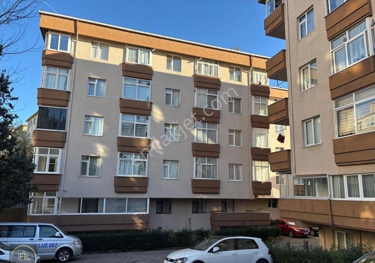 F-l Emlaktan Bulgurlu Sitede 3+1 4.kat Ful Eşyalı Aile-bekar-öğrenci - Görsel 23