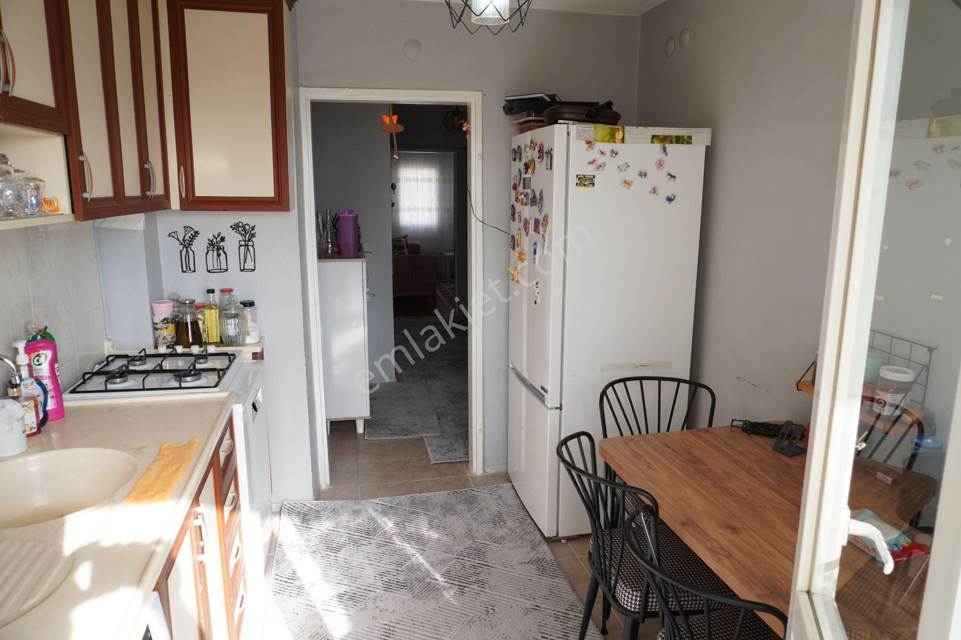 Yakakent Satılık 3+1 Doğalgazlı+balkonlu+asansörlü Çiğli Serkan - Görsel 5