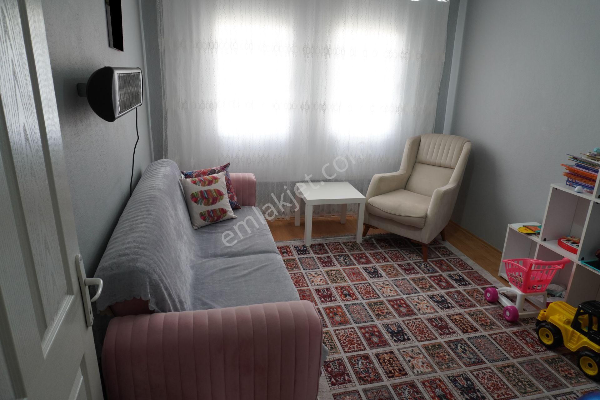 Yakakent Satılık 3+1 Doğalgazlı+balkonlu+asansörlü Çiğli Serkan - Görsel 12