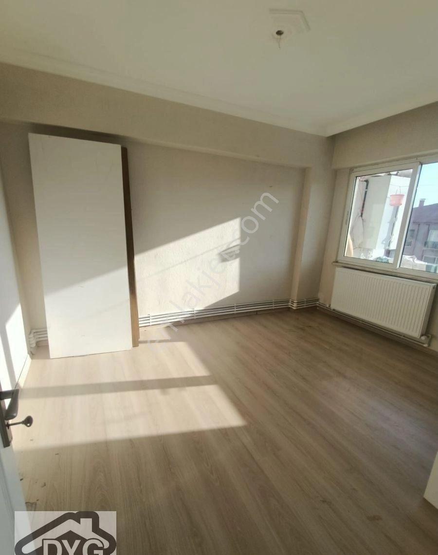 Satılık 2+1 Doğalgazlı Daire - Görsel 11