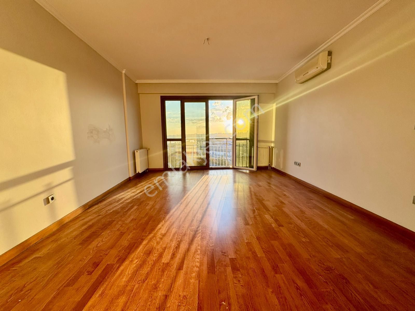 Pegaas'tan Divan Residance De Göl Manzaralı 2+1 Kiralık Daire - Görsel 2