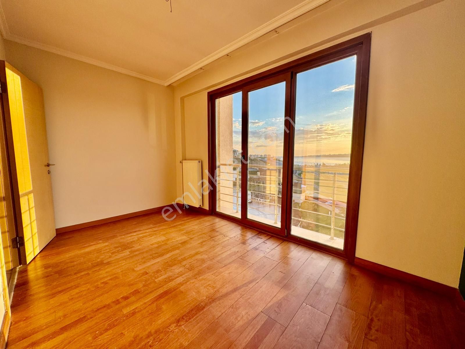 Pegaas'tan Divan Residance De Göl Manzaralı 2+1 Kiralık Daire - Görsel 15