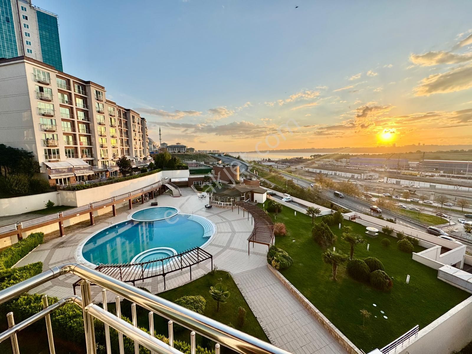 Pegaas'tan Divan Residance De Göl Manzaralı 2+1 Kiralık Daire - Görsel 30