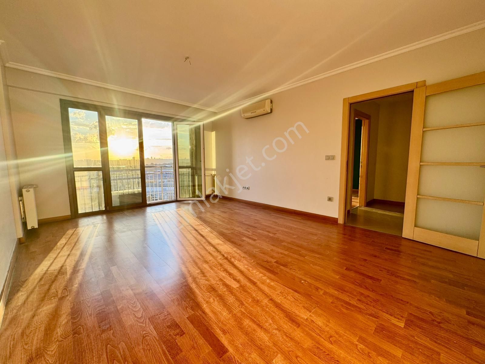 Pegaas'tan Divan Residance De Göl Manzaralı 2+1 Kiralık Daire - Görsel 3