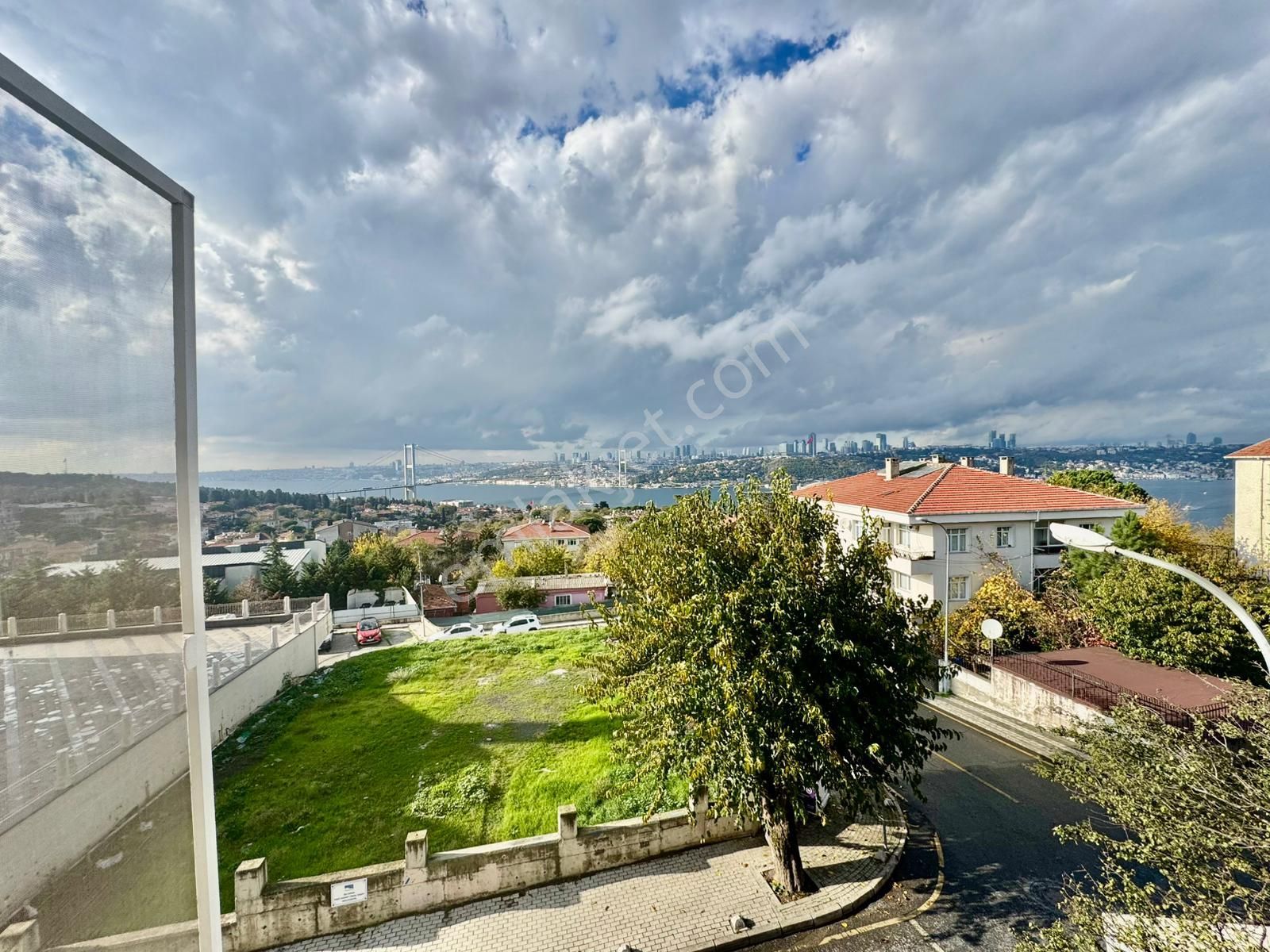 Pegaas'tan Beylerbeyi'nde Full Boğaz Manzaralı 3+1 Satılık Daire