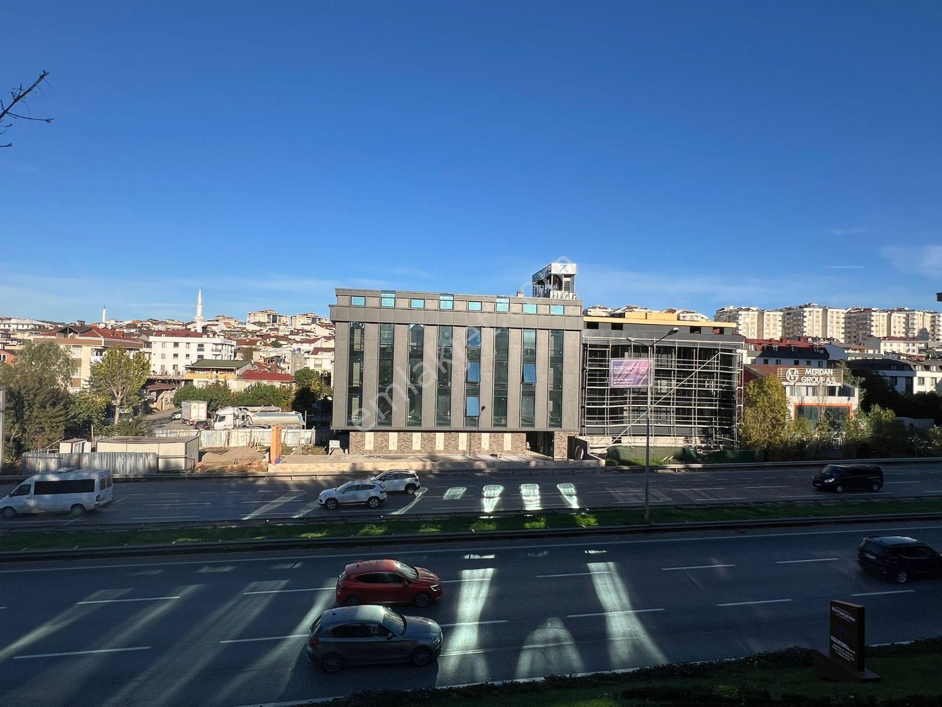 Şile Otoyolu Cepheli! Çekmeköy Mithatpaşa’da 200 M² Prestijli Kiralık Ofis - Görsel 3