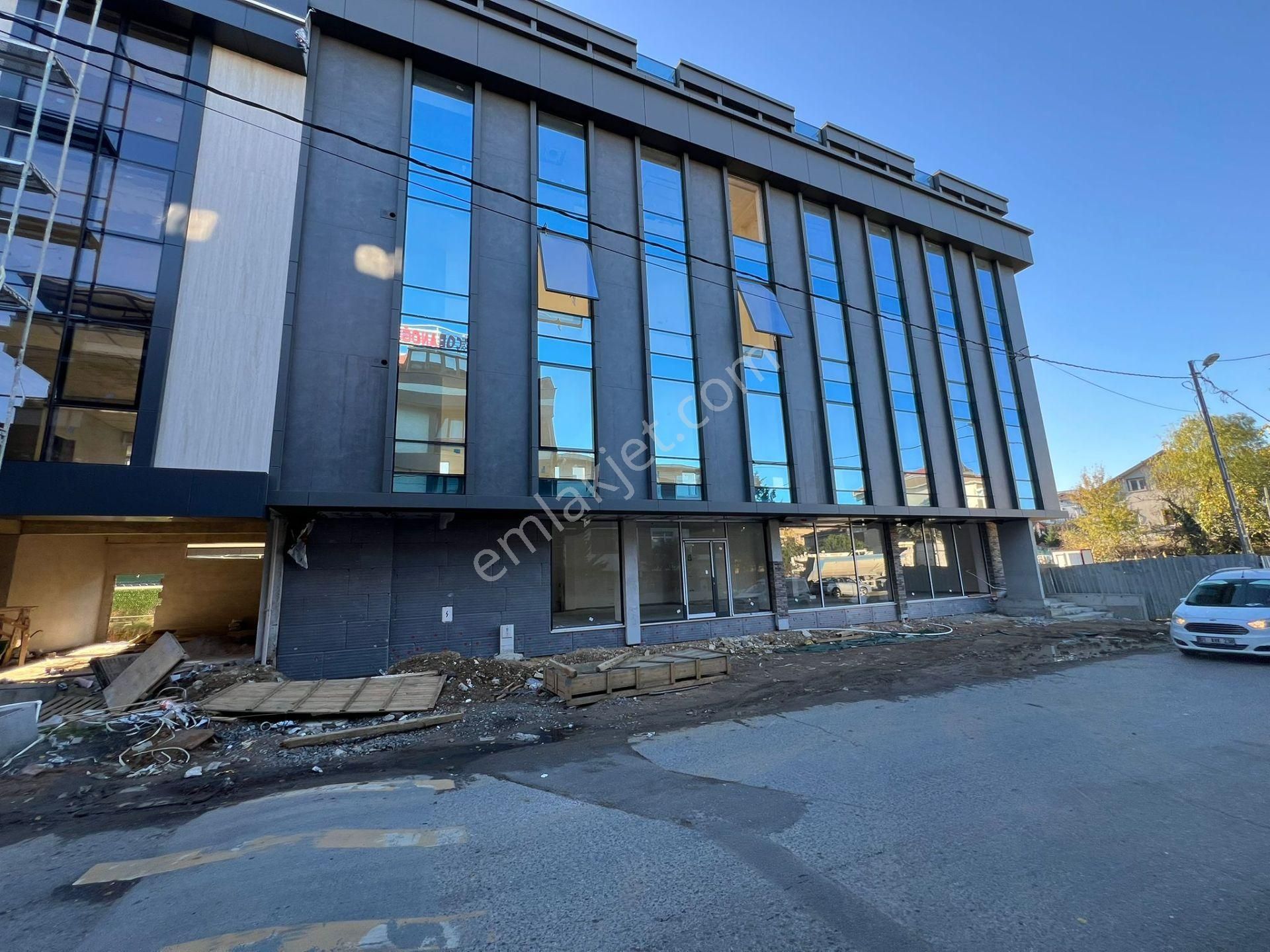 Şile Otoyolu Cepheli! Çekmeköy Mithatpaşa’da 200 M² Prestijli Kiralık Ofis - Görsel 8