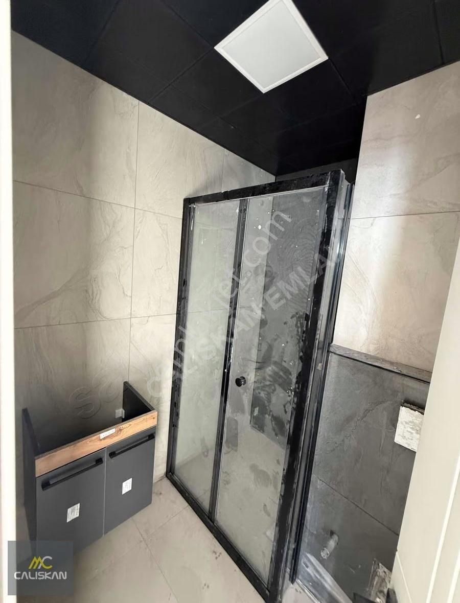 Güneşli'de Sıfır Lüks Site İçerisinde Arakat Satılık 3+1 Daire - Görsel 25