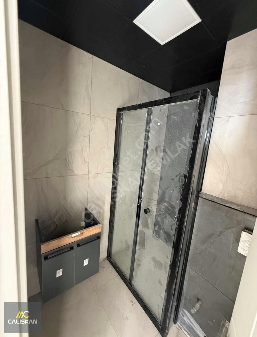 Güneşli'de Sıfır Lüks Site İçerisinde Arakat Satılık 3+1 Daire - Görsel 21