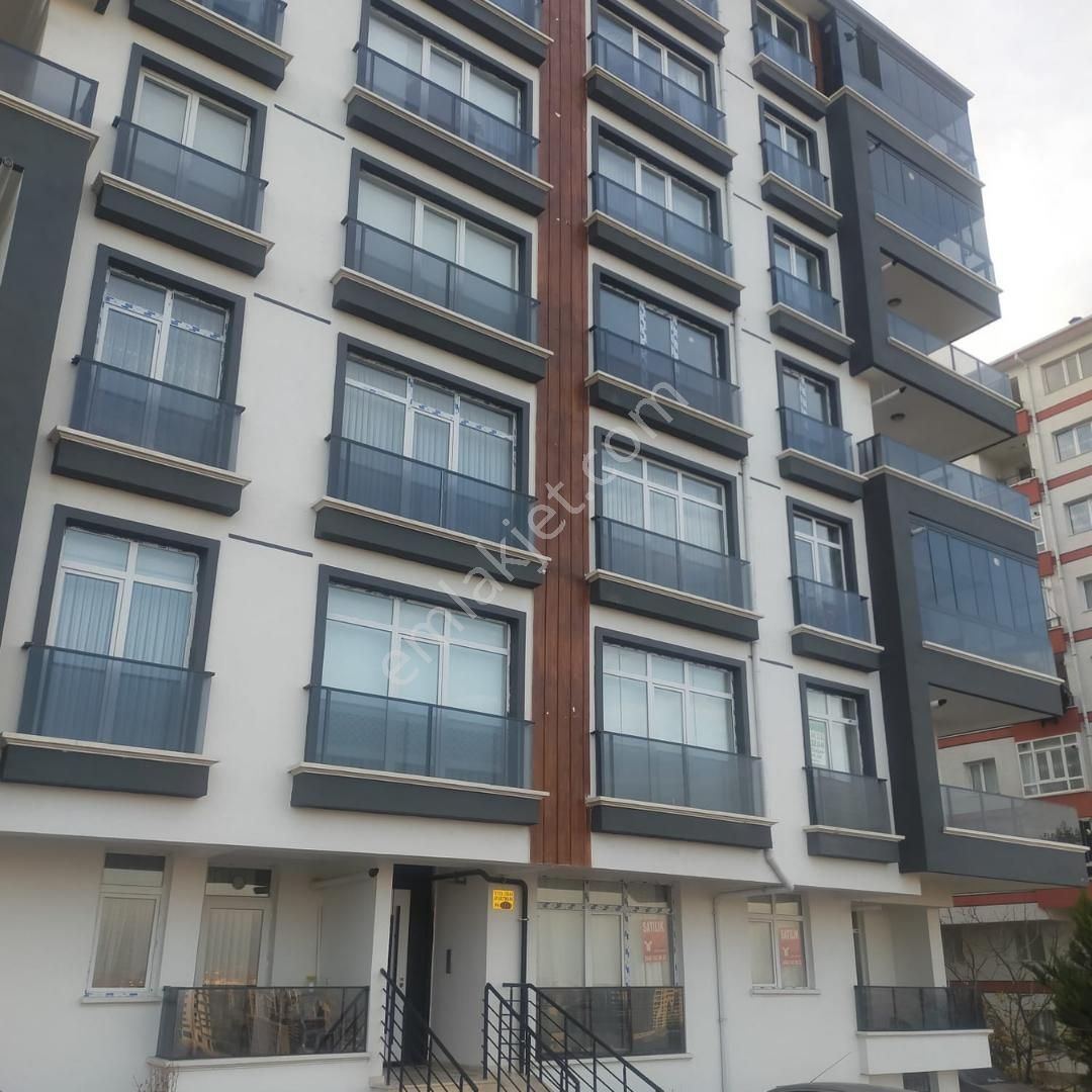 Pursaklarda Fatih Mah. Yeni Ve Kullanılmamış 3+1 Daire - Görsel 2