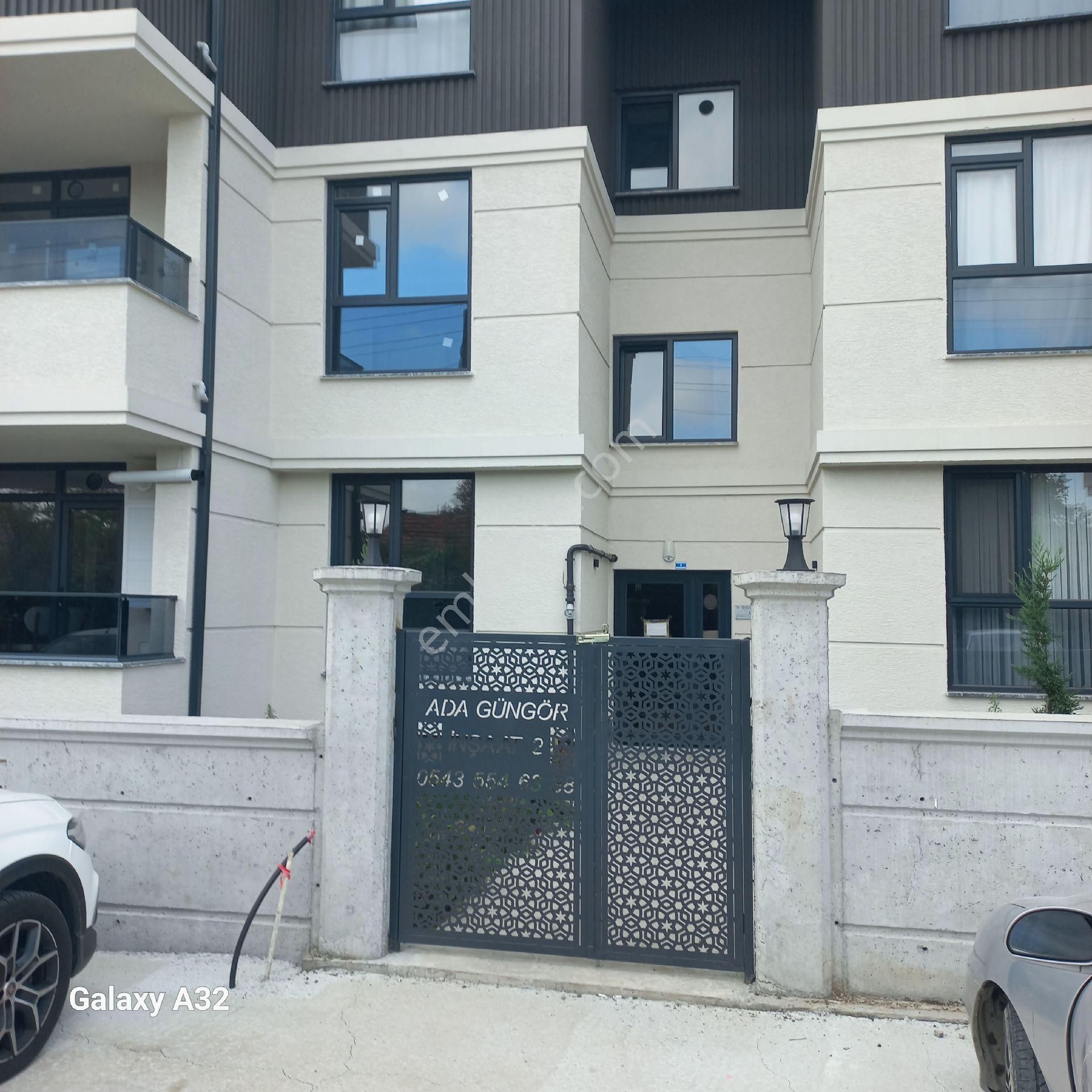 Fatıh Mah Saglık Ocağı Yanı 2+1 Ebeveyn Bânyolu 105 M² Satılık Daire - Görsel 3