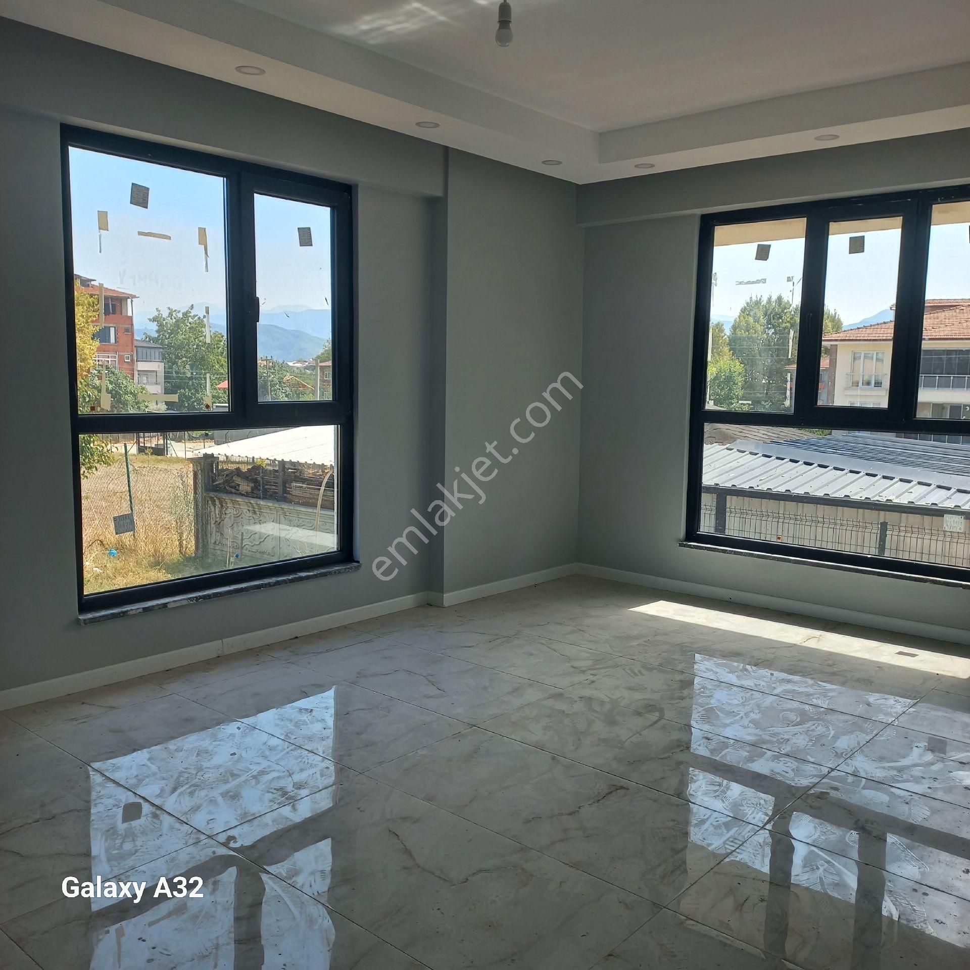 Fatıh Mah Saglık Ocağı Yanı 2+1 Ebeveyn Bânyolu 105 M² Satılık Daire - Görsel 13