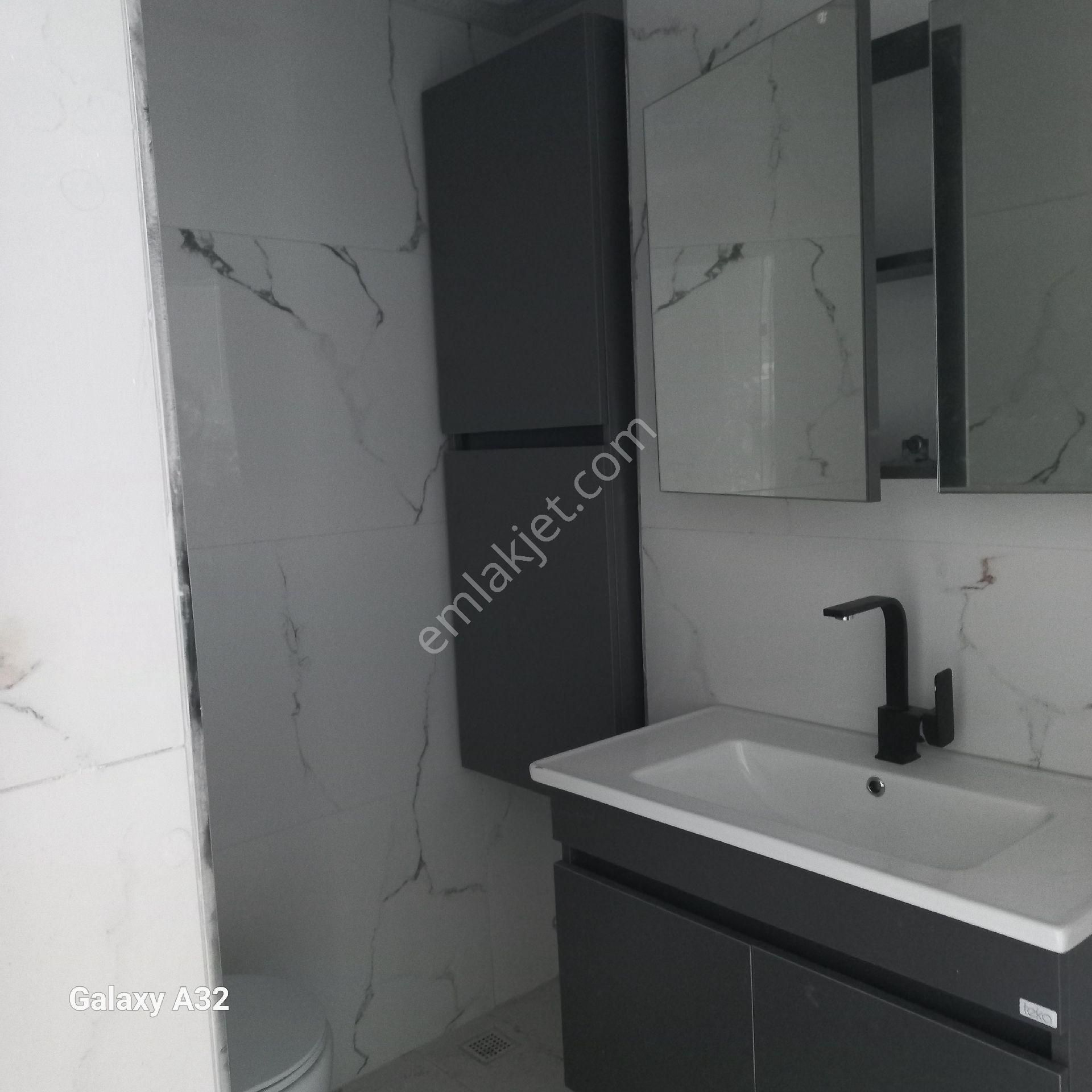 Fatıh Mah Saglık Ocağı Yanı 2+1 Ebeveyn Bânyolu 105 M² Satılık Daire - Görsel 8