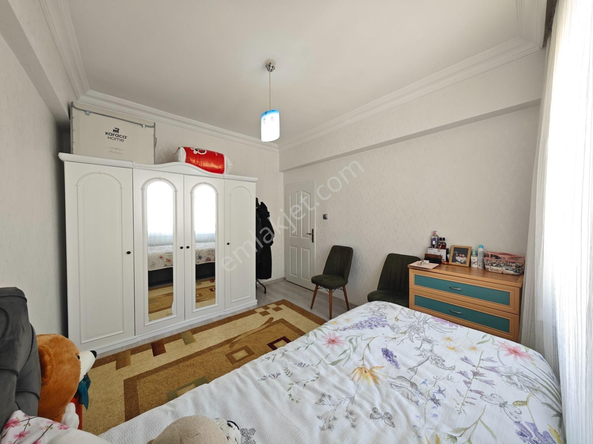 "kutlardan Karataş Merkezi Konumda Lüks Fırsat Daire " - Görsel 26