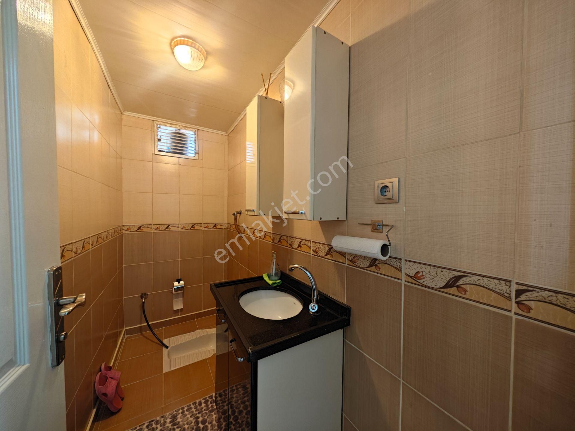 "kutlardan Karataş Merkezi Konumda Lüks Fırsat Daire " - Görsel 35