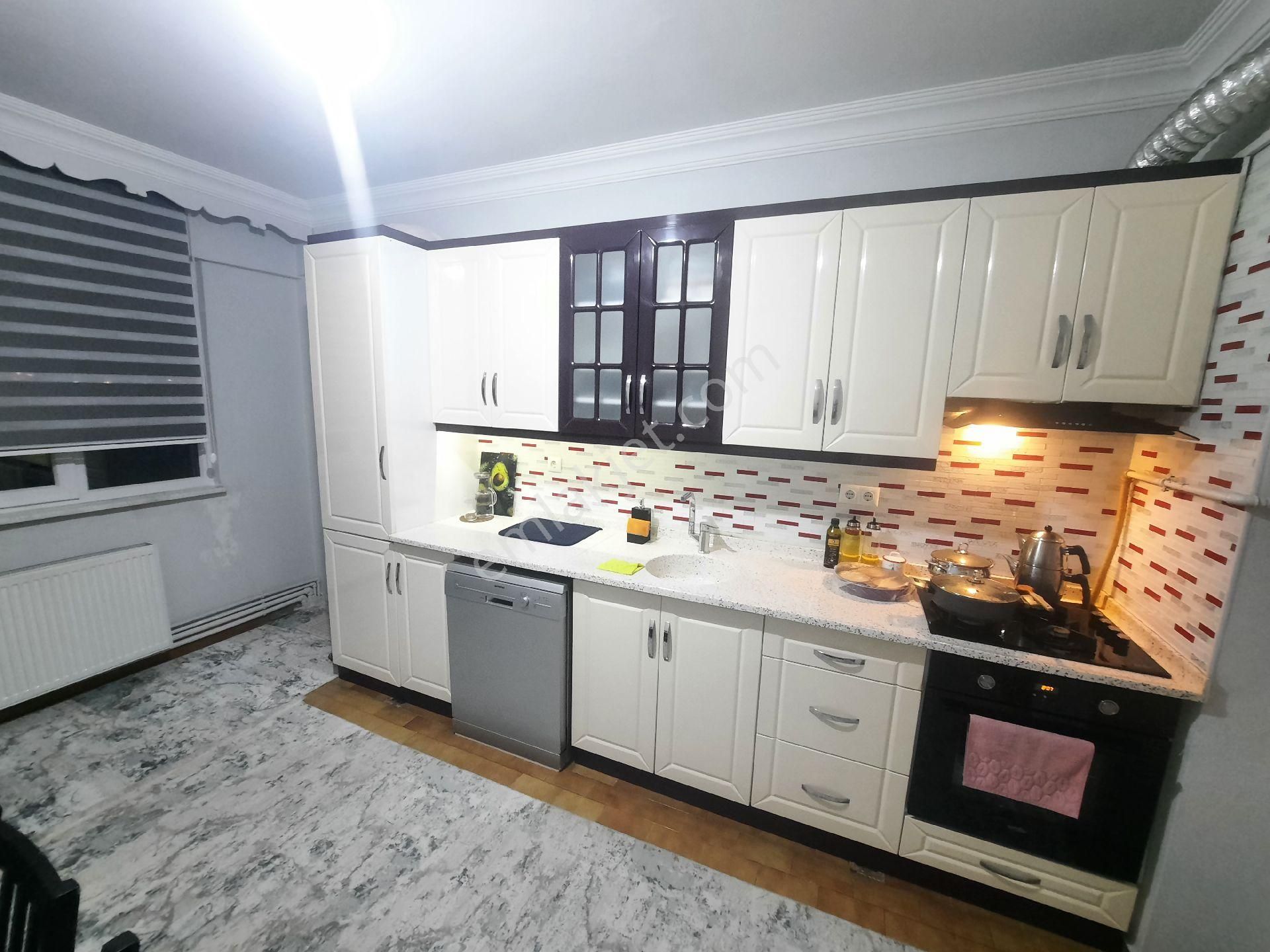 Furkan Emlak'tan Canik Karşıyaka Mah.2+1 4.kat 115m2 Asansörlü - Görsel 2