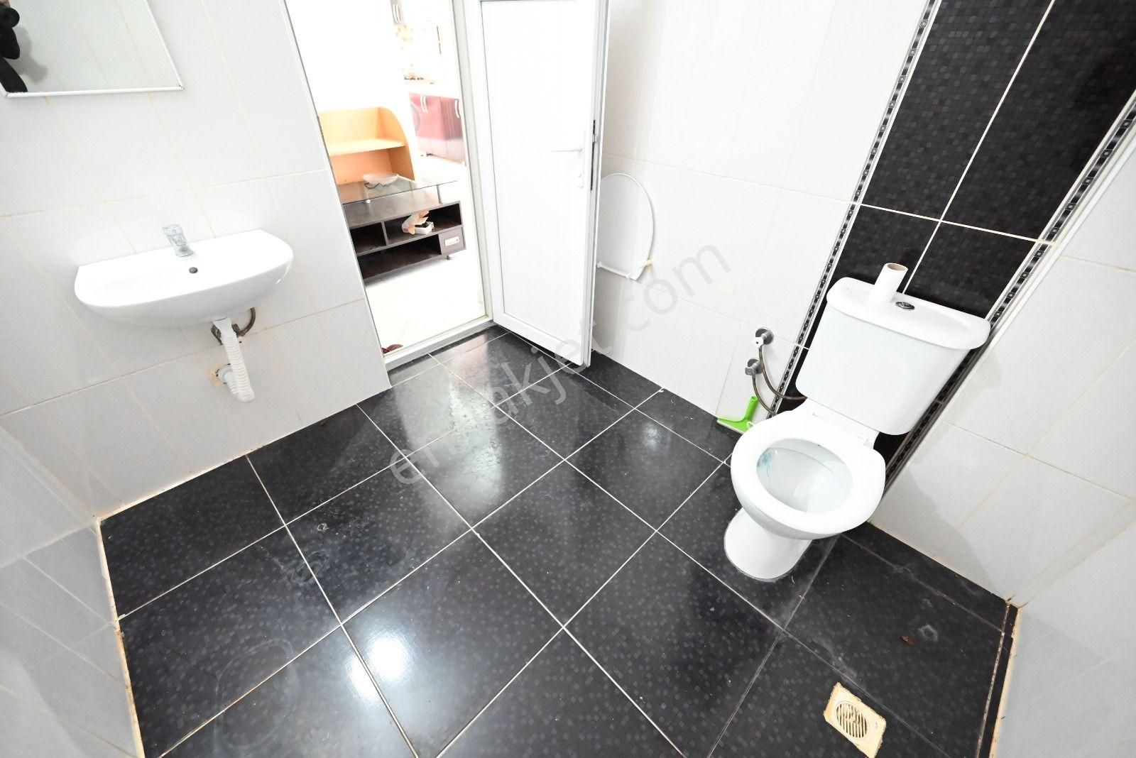 Üstünkent'ten Kiralık Eşyalı Bağımsız Mutfak 1+1 Daire - Görsel 25