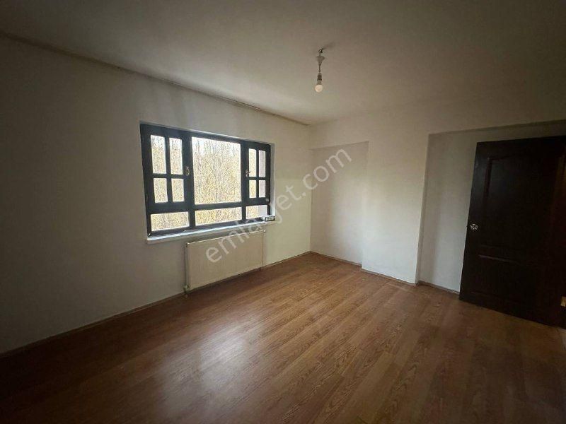 Alacaatlı Cad. 170 M², 4+1, 3 Balkonlu, Kiralık 1.kat (ara Kat) - Görsel 22