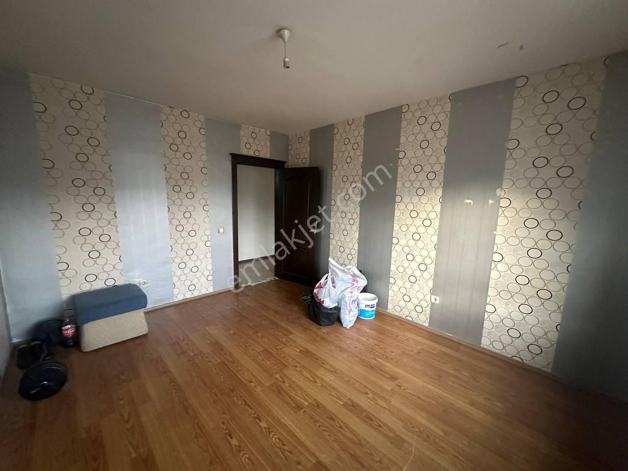 Alacaatlı Cad. 170 M², 4+1, 3 Balkonlu, Kiralık 1.kat (ara Kat) - Görsel 30