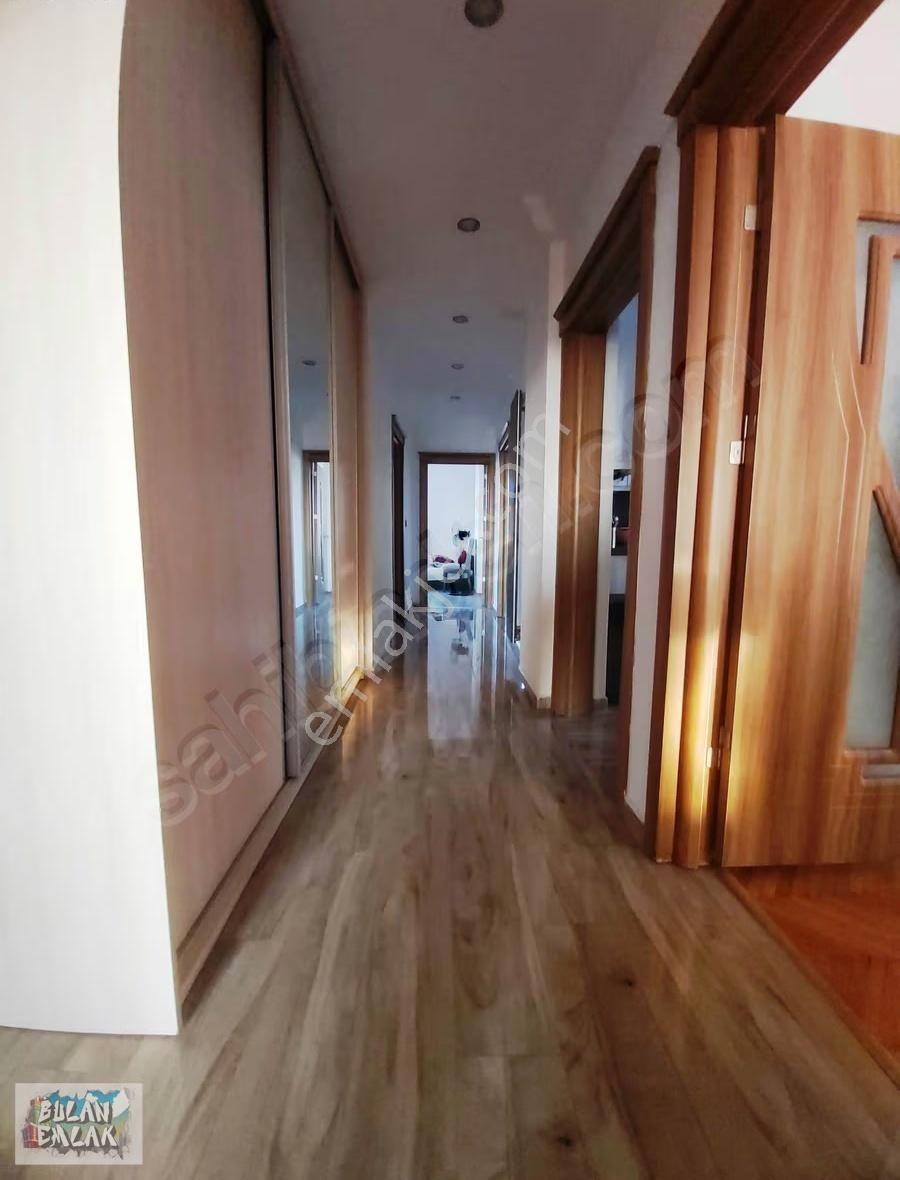 Bulan'dan Ulus Parkına Yakın Kısmi Manzaralı Otoparklı 3+1 Daire - Görsel 14