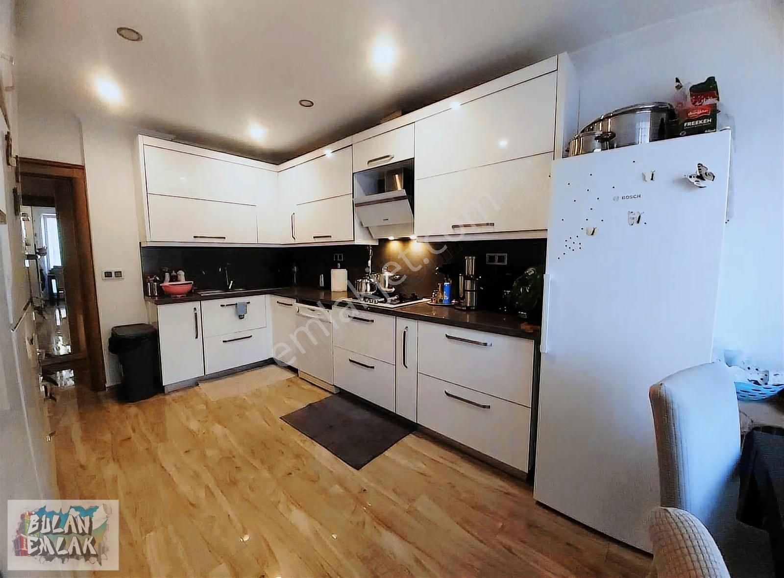 Bulan'dan Ulus Parkına Yakın Kısmi Manzaralı Otoparklı 3+1 Daire - Görsel 4