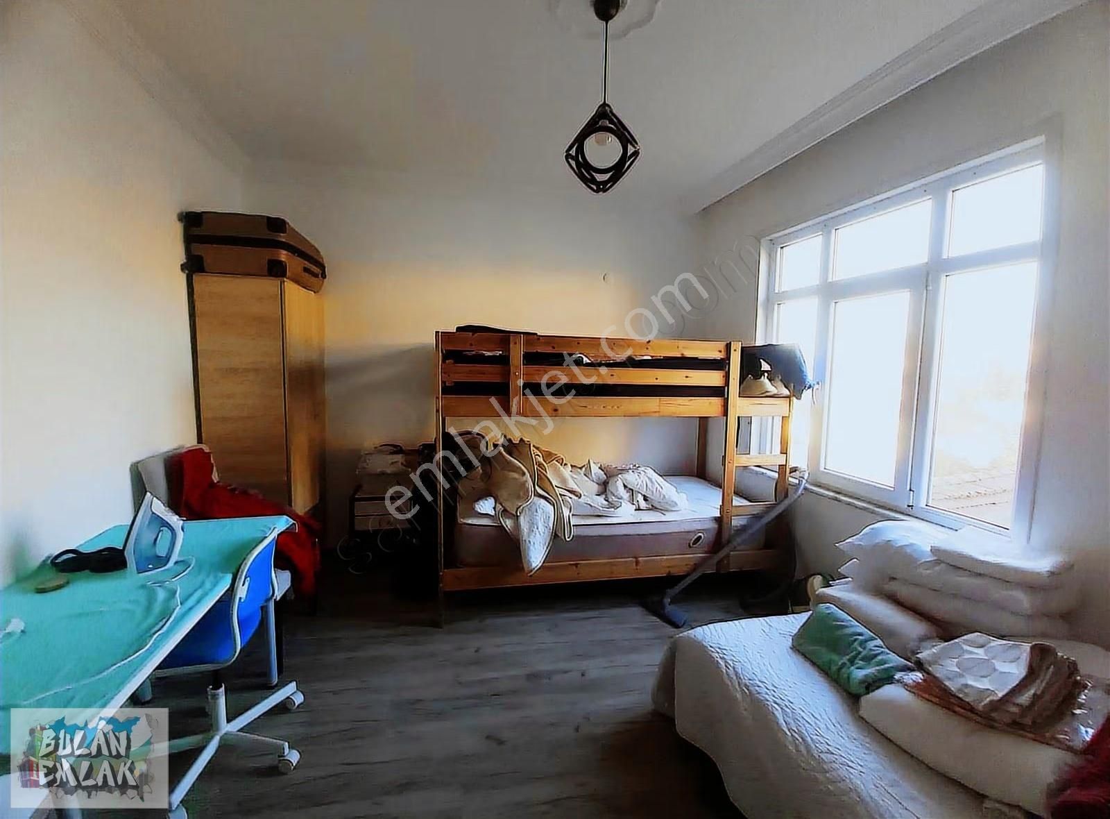 Bulan'dan Ulus Parkına Yakın Kısmi Manzaralı Otoparklı 3+1 Daire - Görsel 12