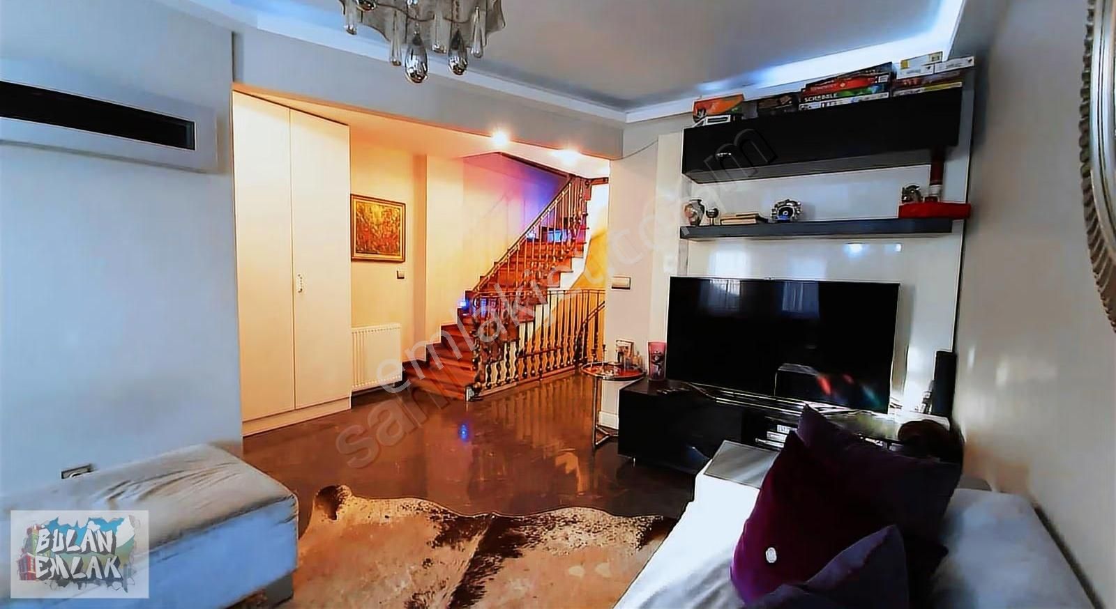 Bulan'dan Ortaköy Sırtında Boğaz Manzaralı Eşyalı 3+3 Müstakil - Görsel 7